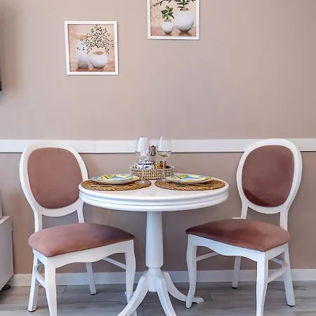 1br With Parking Near Free Uni By Flat Manаger Апартаменты